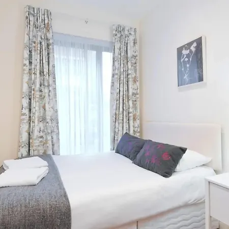 The Iveagh - Ifsc 1 Apartamento